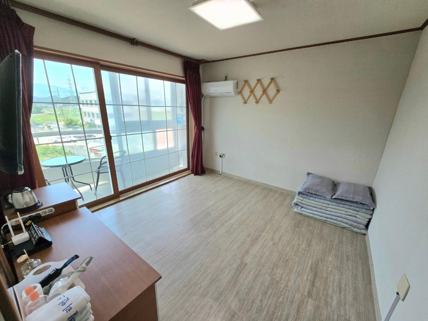 Billions Motel Κανγκούνγκ Εξωτερικό φωτογραφία